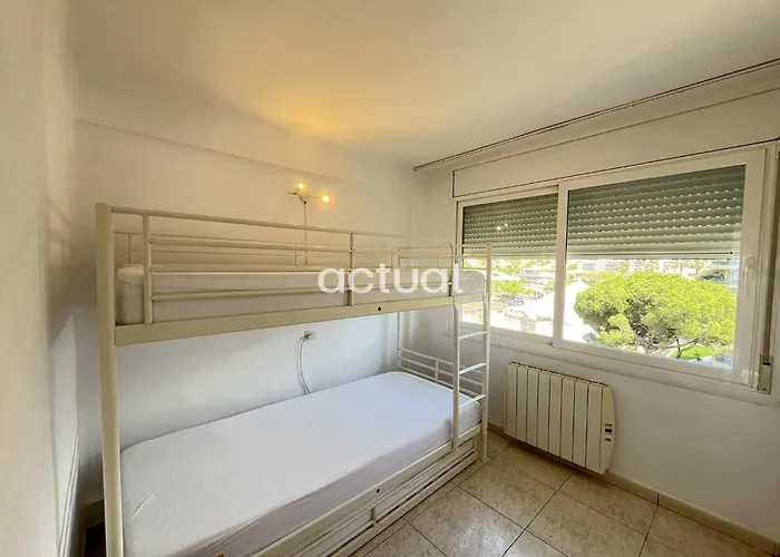 Cavall Bernat Ii Apartment *